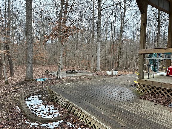 3rd image of 156 Beechwood Dr