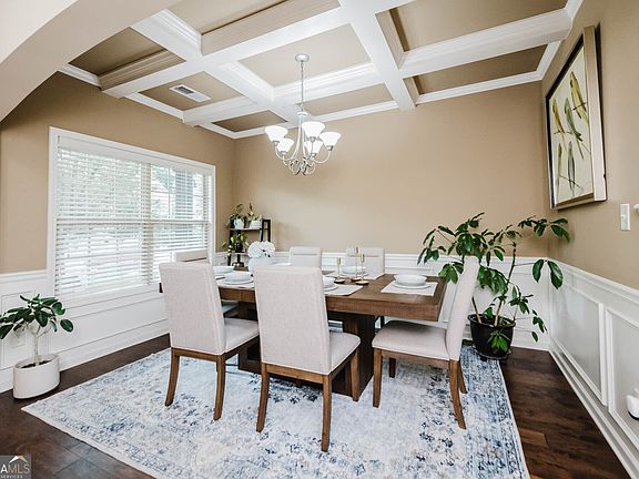 4th image of 211 Wild Azalea Dr