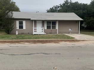 1303 Brooks Ave, Brownwood, TX 76801