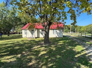 411 Lake Sequoyah Dr, Fayetteville, AR 72701