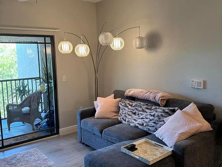 3023 Alcazar Pl #305 — Photo 9