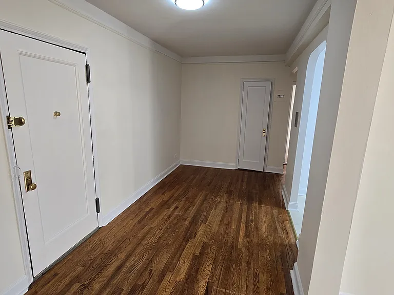 48-53 44th St #6G — Photo 3