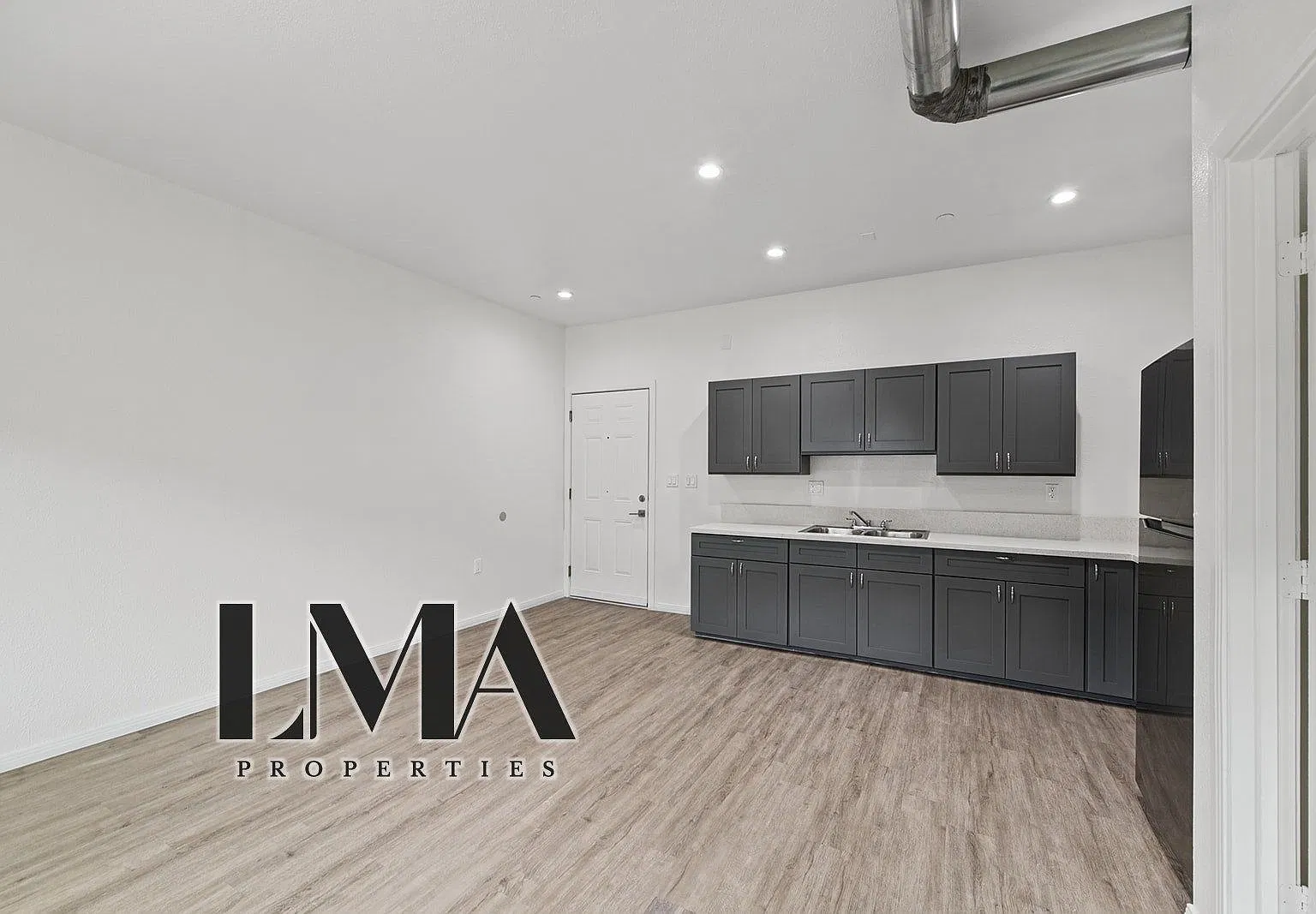 1 bed, 1.0 bath, 750 sqft, $1,980 — Photo 3