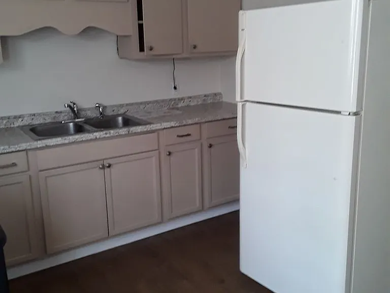 120 Laurel Oak St — Photo 10