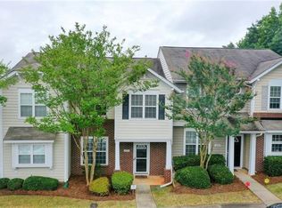 6212 Castleglen Ct, Charlotte, NC 28269