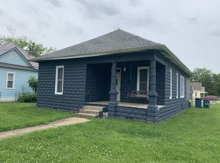 201 S 3rd St, Chaffee, MO 63740