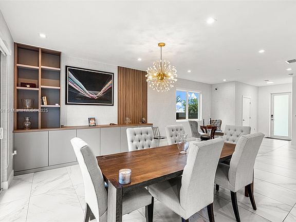 4th image of 10373 NW 68th Ter #10373