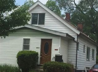 3906 Brookside Blvd, Cleveland, OH 44111