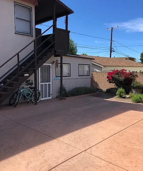 129 Montecito Ave — Photo 1