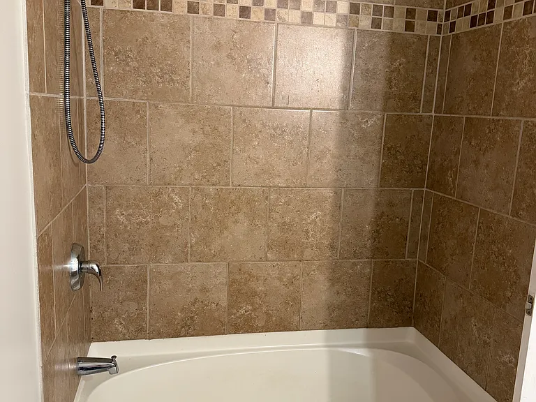 63 Myers Ave — Photo 10
