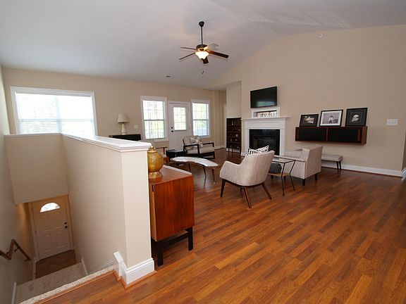 3rd image of 1913 203 Covengton Way #203