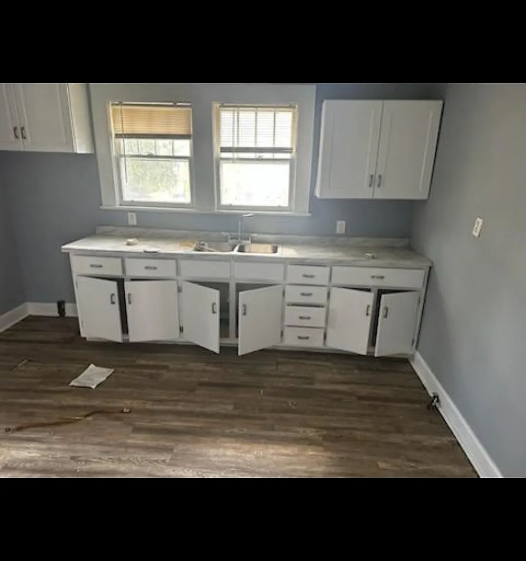 3 bed, 1271 sqft, $1,050 — Photo 3