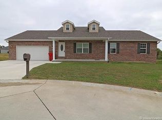495 Cedar Meadows Dr, Jackson, MO 63755