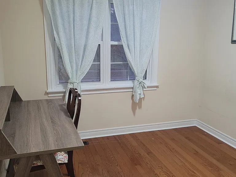 229 Chartland Blvd S — Photo 12