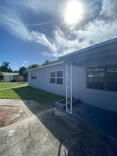 3712 Henry Ave Photo 1