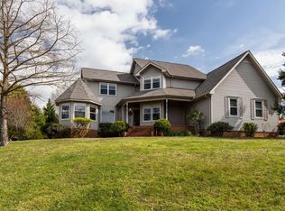 368 Blackberry Hill Rd, Silver Point, TN 38582