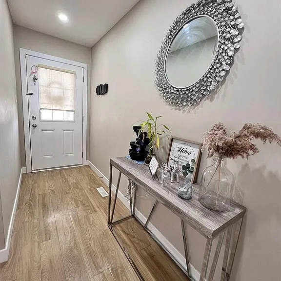 1138 Sandbar St — Photo 2