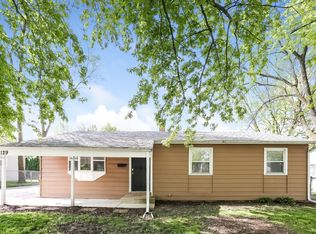 129 San Juan Rd, Carpentersville, IL 60110