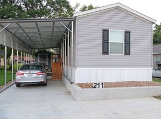 211 Watermark Dr, Lafayette, LA 70501