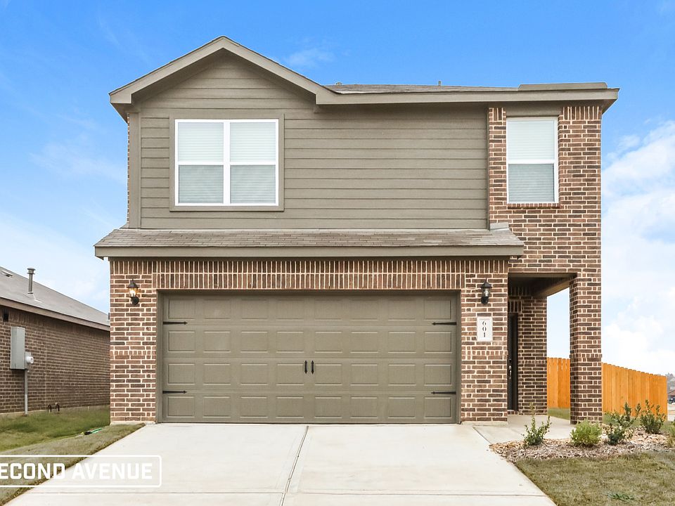 1st image of 601 Micah Ln