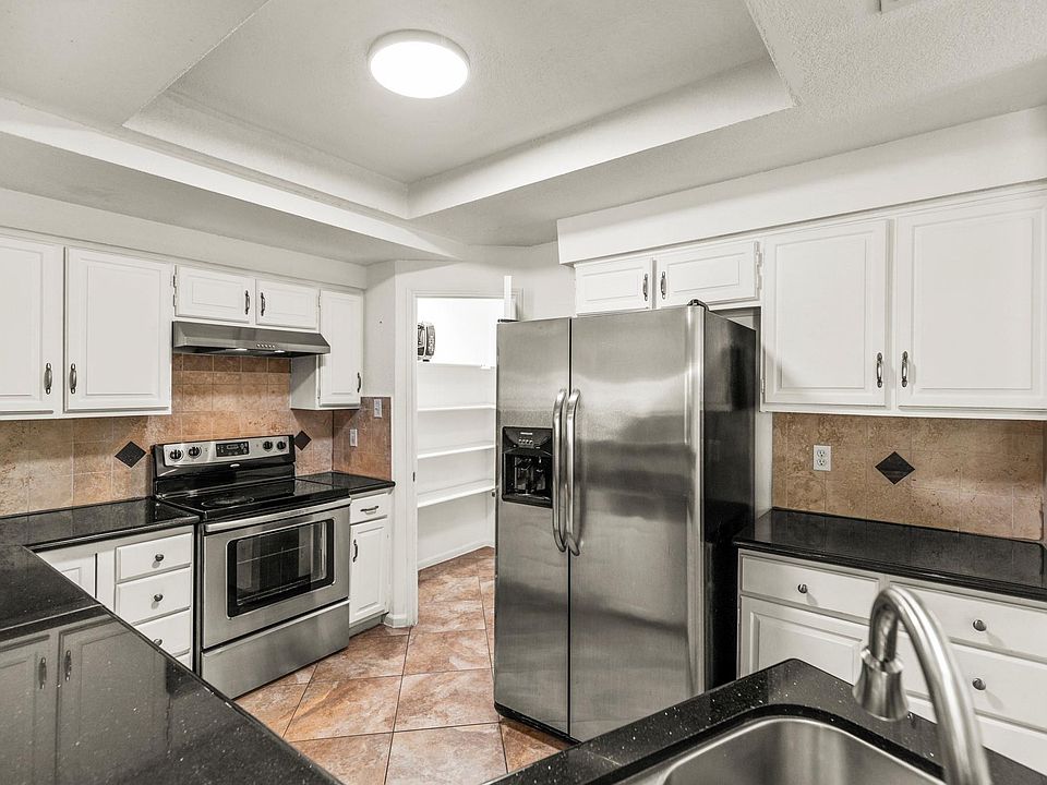 1st image of 10788 Briar Forest Dr #5-19