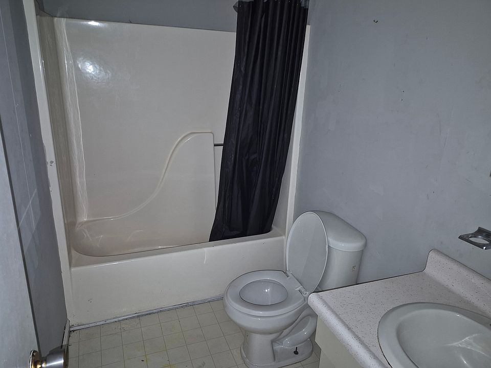 1st image of 1117 Tellico St S #17