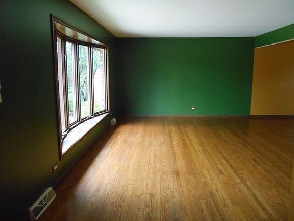 5th image of 3241 Stewert Dr