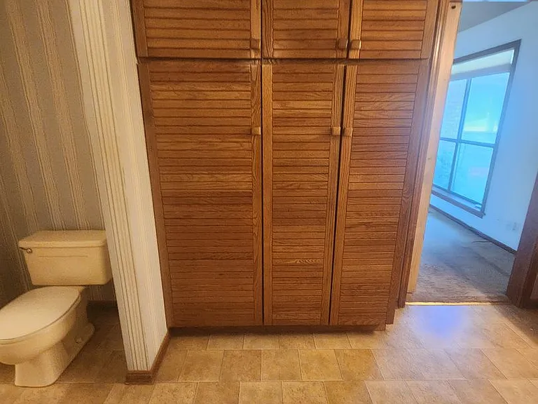 1811 Brookside Dr — Photo 13