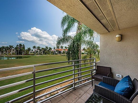 3rd image of 6020 Bahia Del Mar Cir APT 226