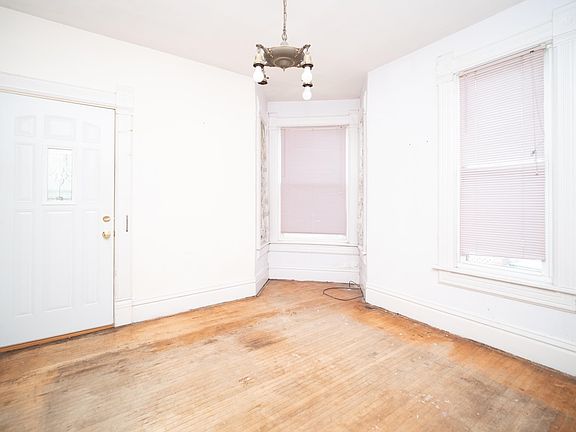 4th image of 1708 9th St