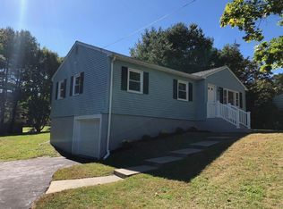 17 Brook St, Franklin, MA 02038