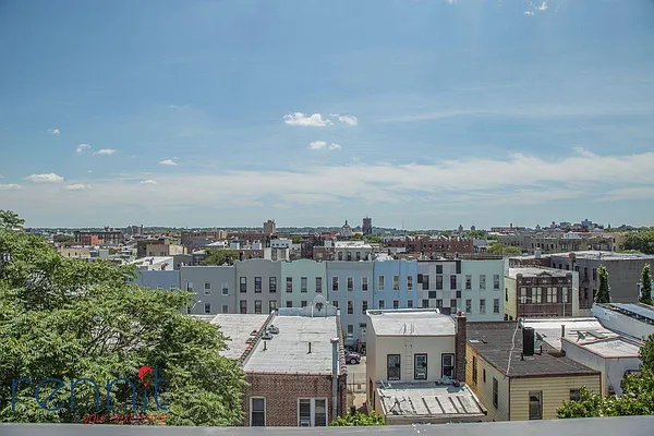 Rented by Rennit Inc. | media 39