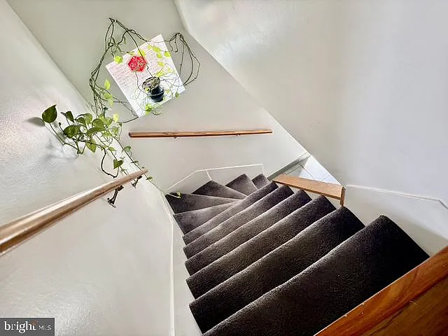 2620 Poplar St #2 — Photo 9