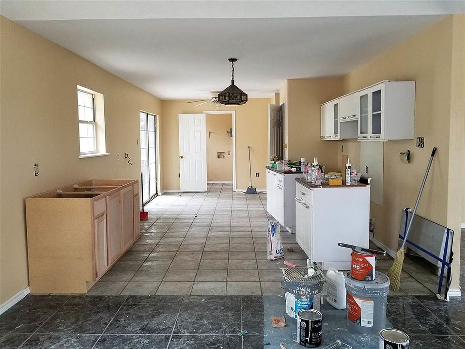 2nd image of 316 Pontevedra Ct