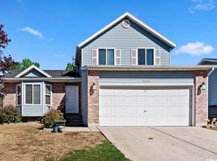 1018 W 2600 N, Layton, UT 84041