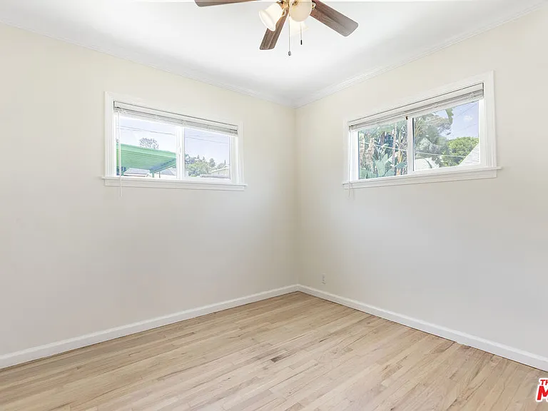 1720 1/2 N Avenue 45 — Photo 15