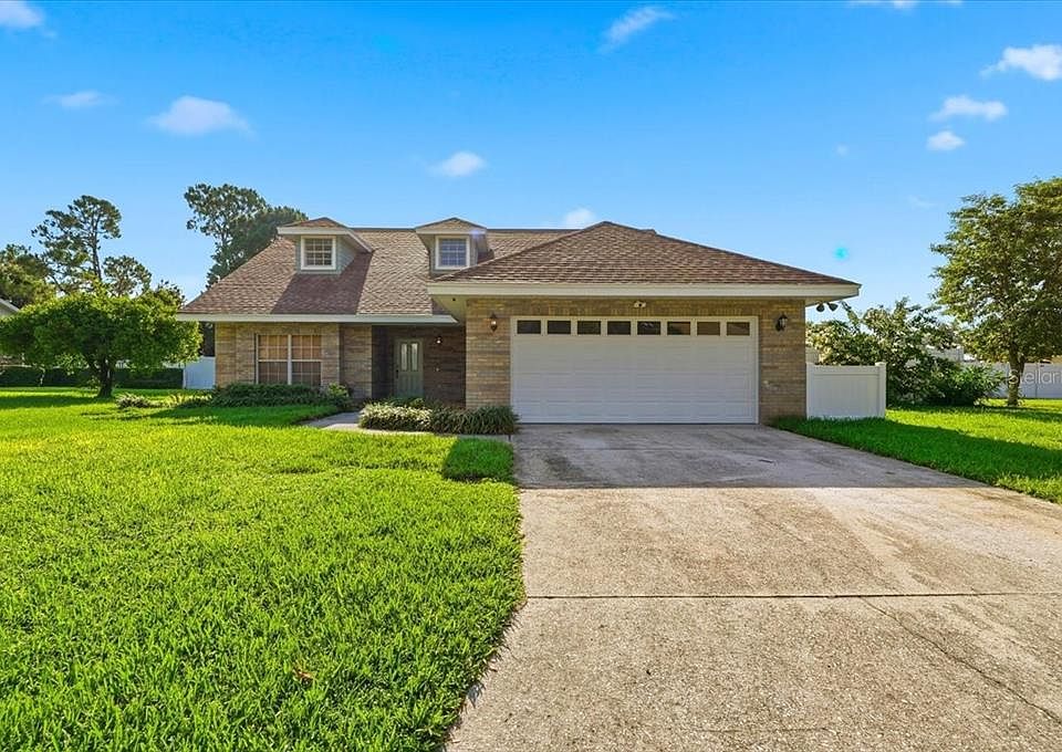 1st image of 814 CARLTON COURT
