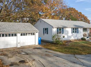 41 Old River Rd, Lincoln, RI 02865
