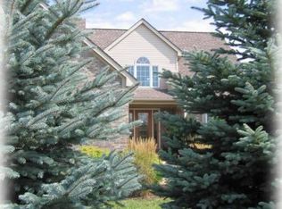 57400 Spauding Ct, Hudson, MI 48165