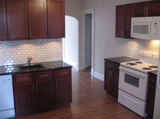 2915 N Racine Ave #1, Chicago, IL 60657