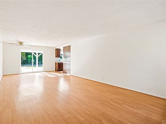 3rd image of 2450 Sunbright Dr