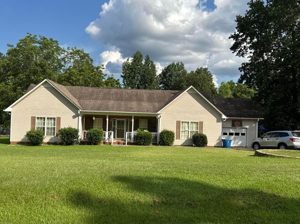 75 Chestnut Ln