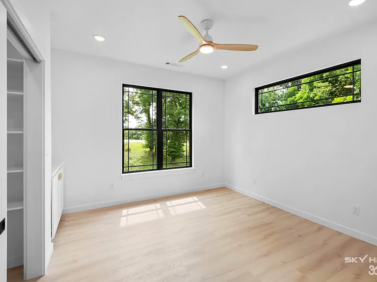 5 Central Heights Way — Photo 3