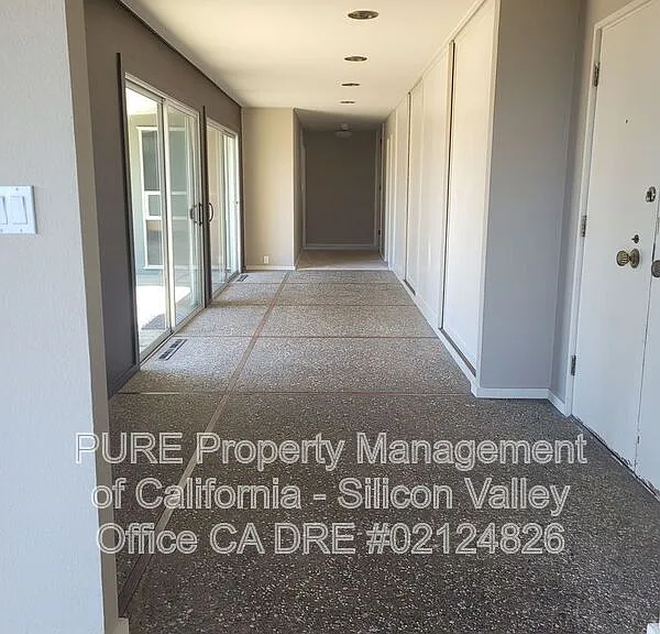 21224 Saratoga Hills Rd — Photo 6