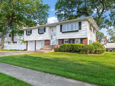 158 Harmony Drive, Massapequa Park, NY, 11762