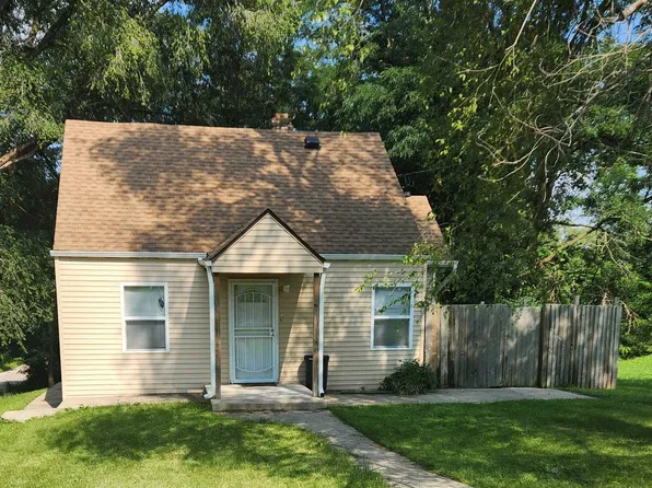 402 Vista Ter, Rockford, IL 61102