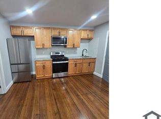 19 Park St #1, Salem, MA 01970