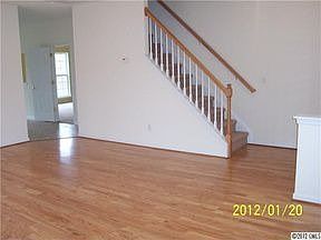 3rd image of 4000 Catawba Creek Dr