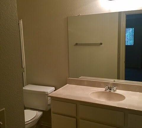 5th image of 2427 S Fern Ave APT 1