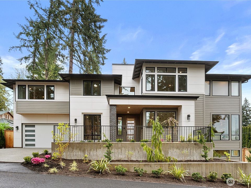 1st image of 20371 80th Avenue NE